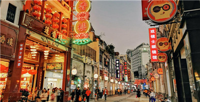 深圳92场95场98场，多重享受的休闲场所